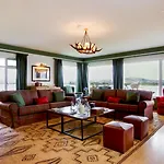 Corrib Hotel Gortnashingaun
