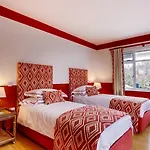 Hotel Corrib 4*