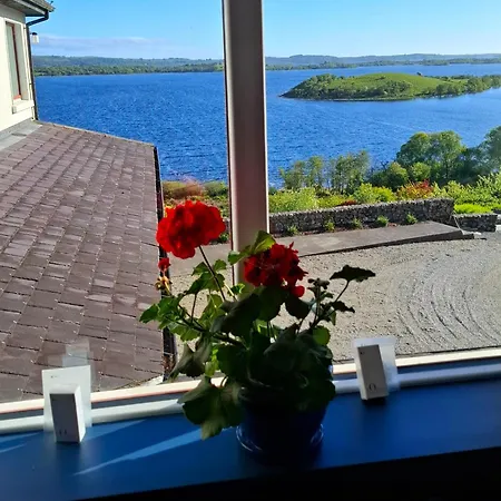 Corrib Hotel 4*