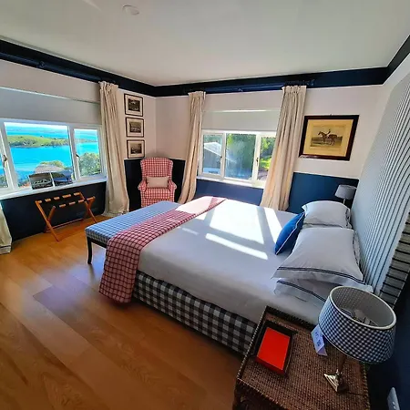 Corrib Hotel 4*