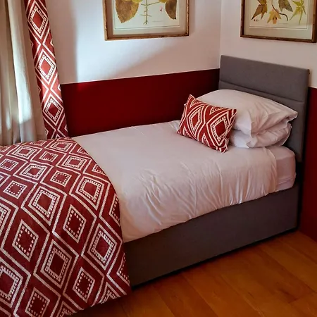 Hotel Corrib 4*