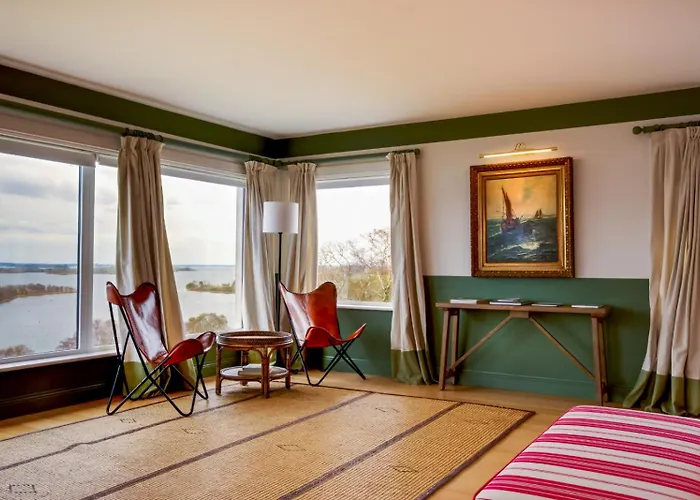 Hotel Corrib 4*