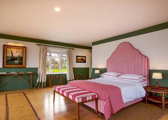 Corrib Hotel 4*